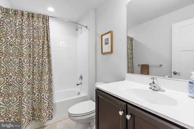 2421 EASY ST, Fallston, MD 21047