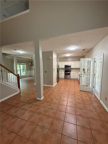409 Heathcliff Court, Mcdonough, GA 30253