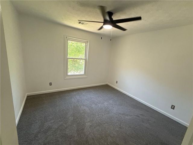 409 Heathcliff Court, Mcdonough, GA 30253
