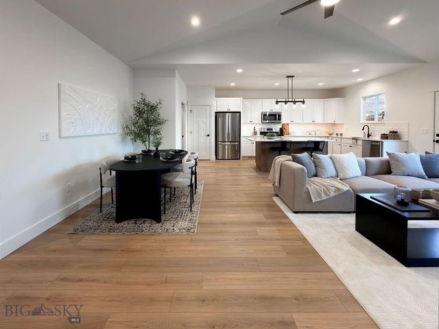 810 Accolade Loop, Belgrade, MT 59714