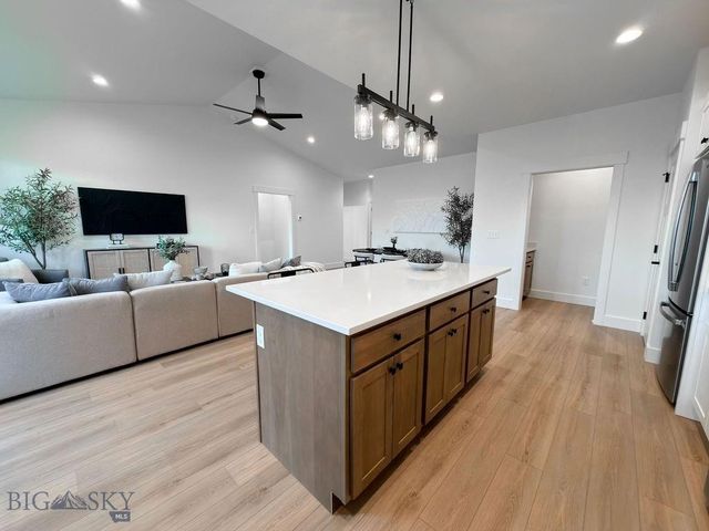810 Accolade Loop, Belgrade, MT 59714
