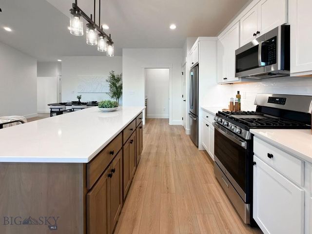 810 Accolade Loop, Belgrade, MT 59714