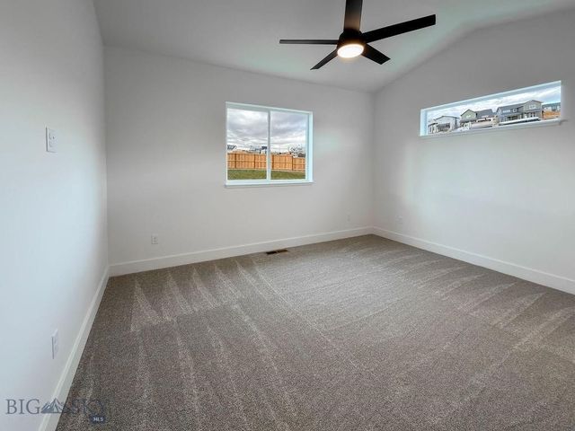 810 Accolade Loop, Belgrade, MT 59714