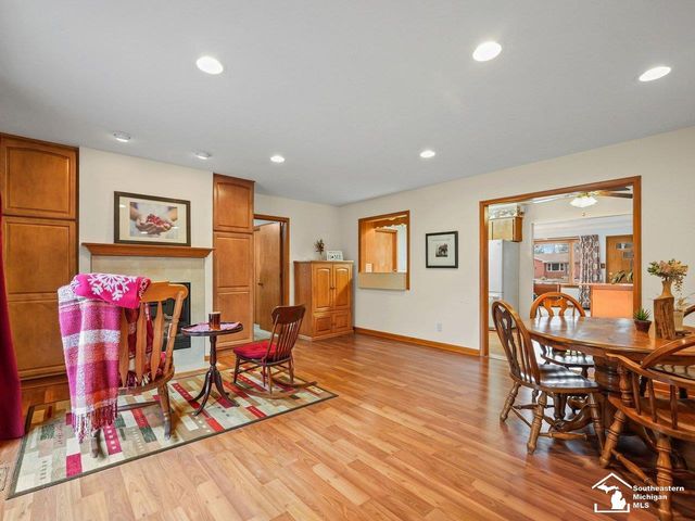 6712 Nanafield Drive, Bedford Twp, MI 48182