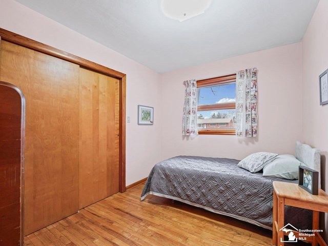 6712 Nanafield Drive, Bedford Twp, MI 48182