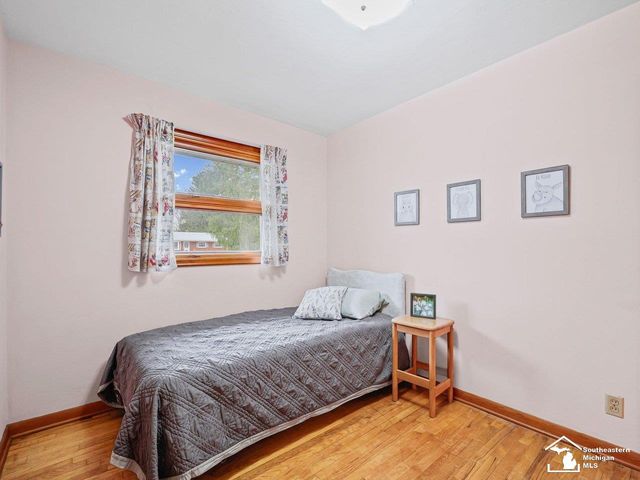 6712 Nanafield Drive, Bedford Twp, MI 48182