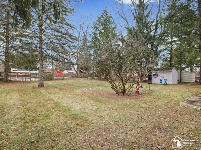 6712 Nanafield Drive, Bedford Twp, MI 48182