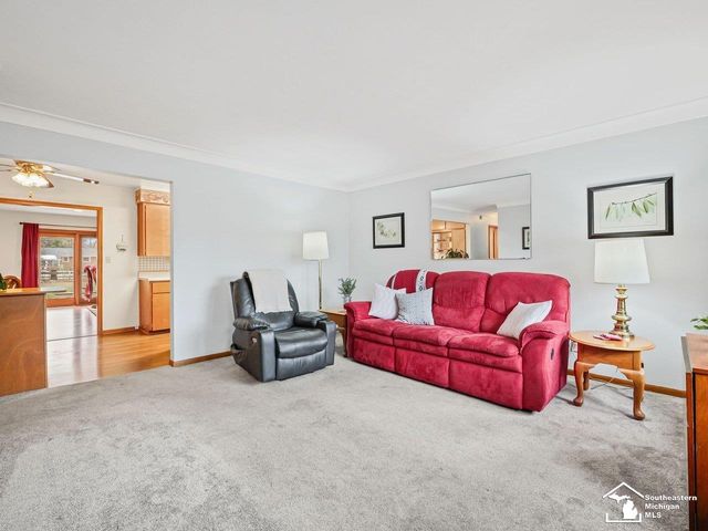 6712 Nanafield Drive, Bedford Twp, MI 48182