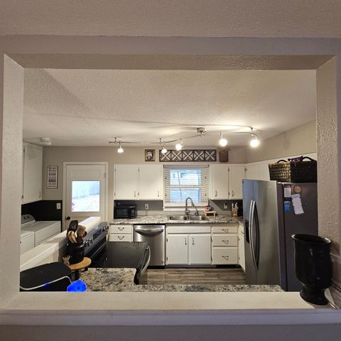 611 Marmaton, El Dorado, KS 67042