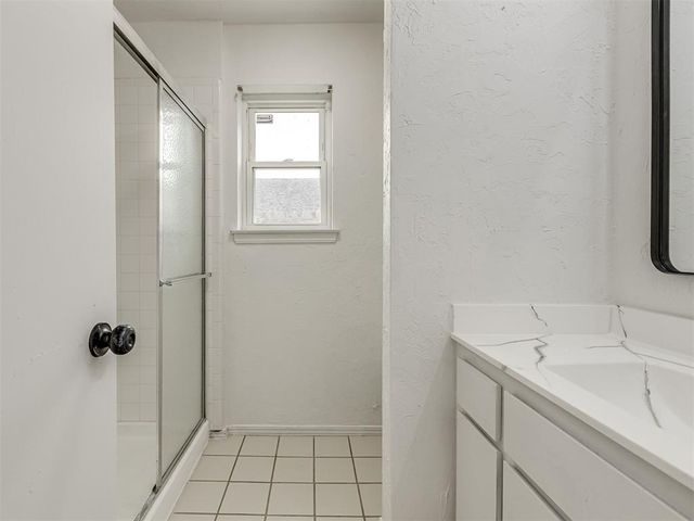 8704 NW 87th Terrace, Oklahoma City, OK 73132