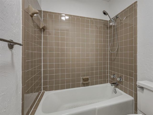 8704 NW 87th Terrace, Oklahoma City, OK 73132