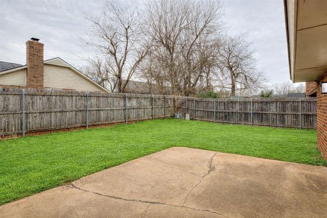 8704 NW 87th Terrace, Oklahoma City, OK 73132