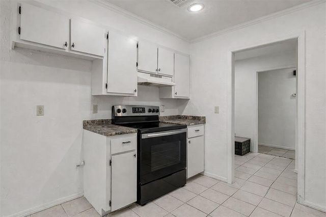 8704 NW 87th Terrace, Oklahoma City, OK 73132