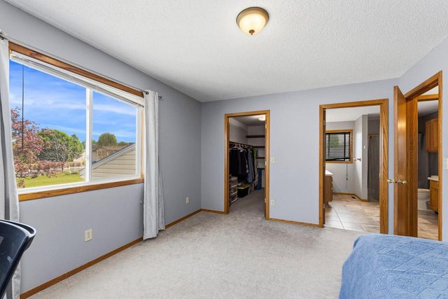 305 Mallard DRIVE, Holmen, WI 54636