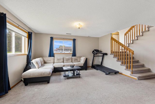 305 Mallard DRIVE, Holmen, WI 54636