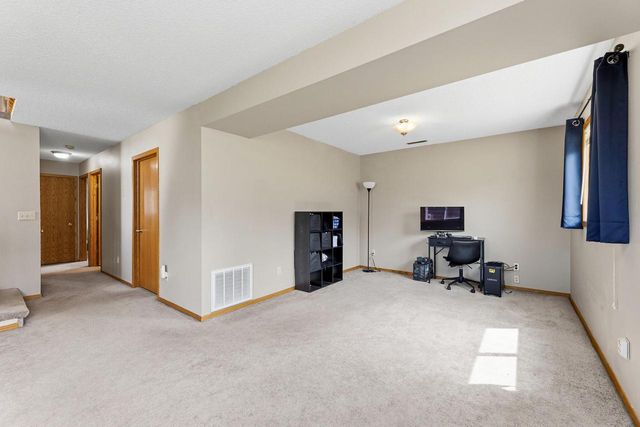 305 Mallard DRIVE, Holmen, WI 54636
