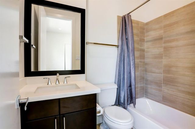 2106 Colorado Street, Houston, TX 77007