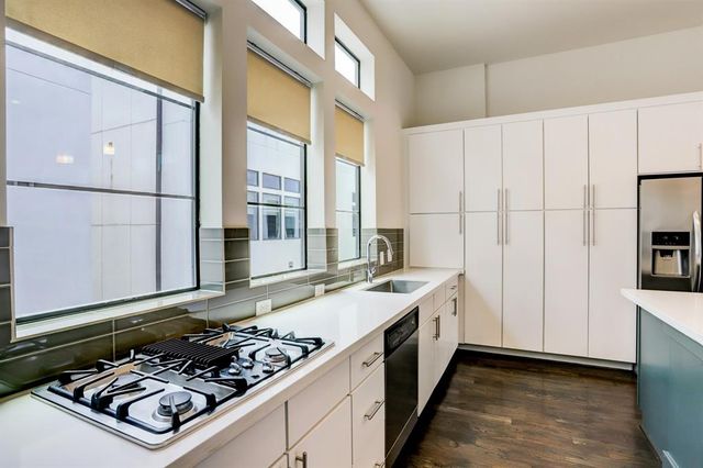 2106 Colorado Street, Houston, TX 77007