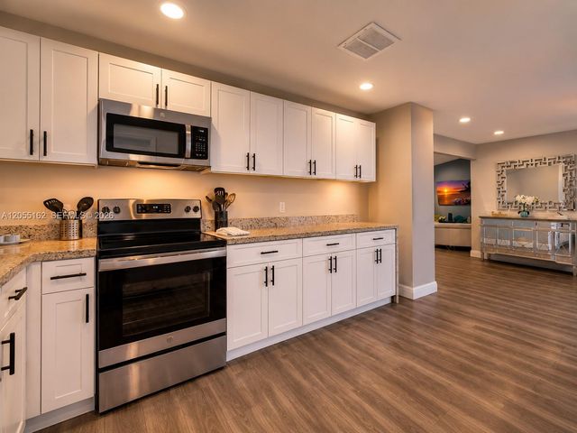 4138 NW 1st Dr 0, Deerfield Beach, FL 33442