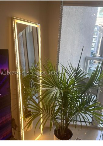 475 Brickell Ave 808, Miami, FL 33131