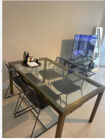 475 Brickell Ave 808, Miami, FL 33131