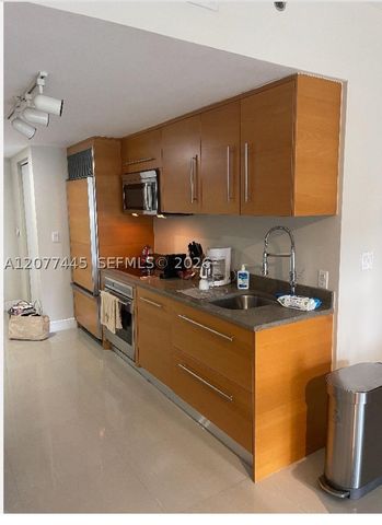 475 Brickell Ave 808, Miami, FL 33131