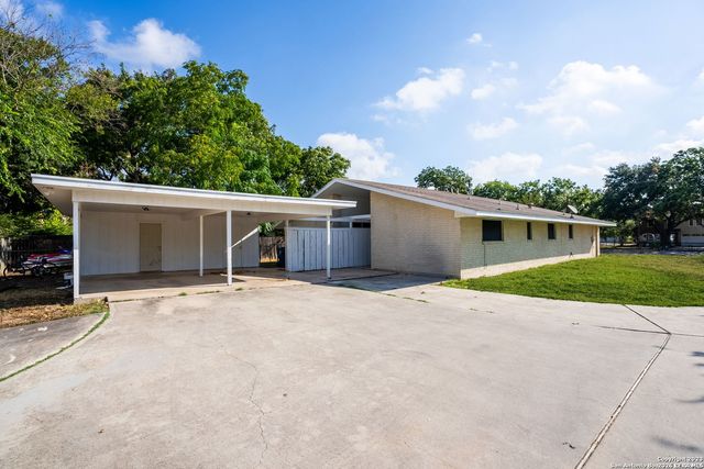 317-319 Gaiety Lane, Kirby, TX 78219