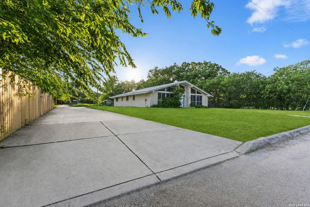 317-319 Gaiety Lane, Kirby, TX 78219