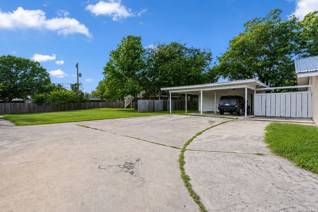 317-319 Gaiety Lane, Kirby, TX 78219