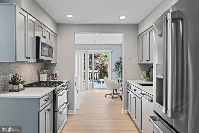 3094 WHITE BIRCH CT, Fairfax, VA 22031