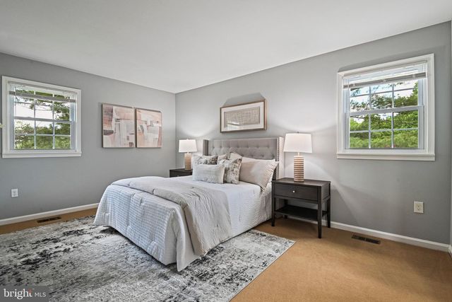 3094 WHITE BIRCH CT, Fairfax, VA 22031
