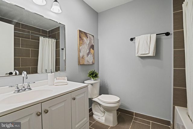 3094 WHITE BIRCH CT, Fairfax, VA 22031