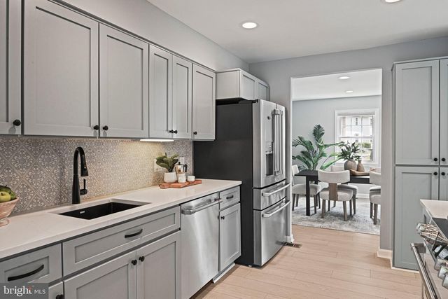 3094 WHITE BIRCH CT, Fairfax, VA 22031