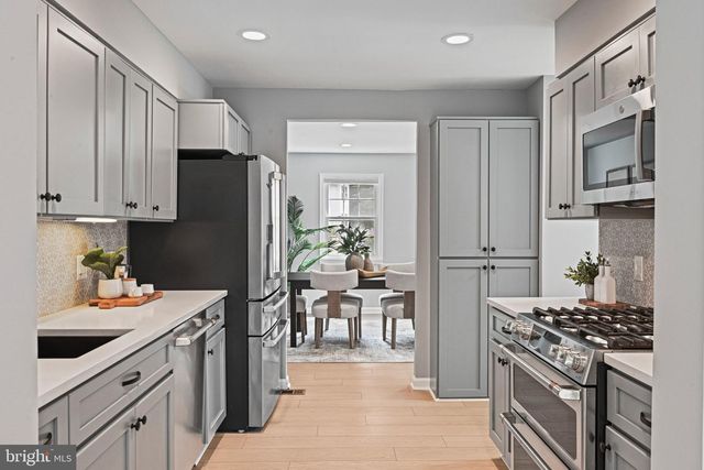 3094 WHITE BIRCH CT, Fairfax, VA 22031