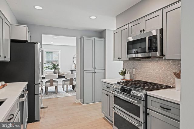 3094 WHITE BIRCH CT, Fairfax, VA 22031
