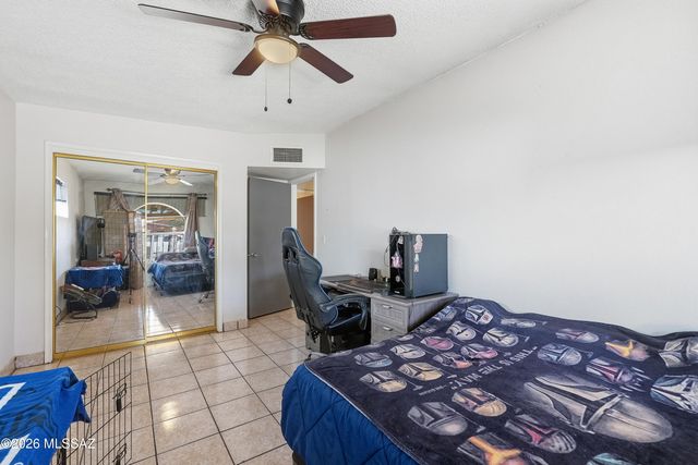 1142 N 13th Avenue, Tucson, AZ 85705
