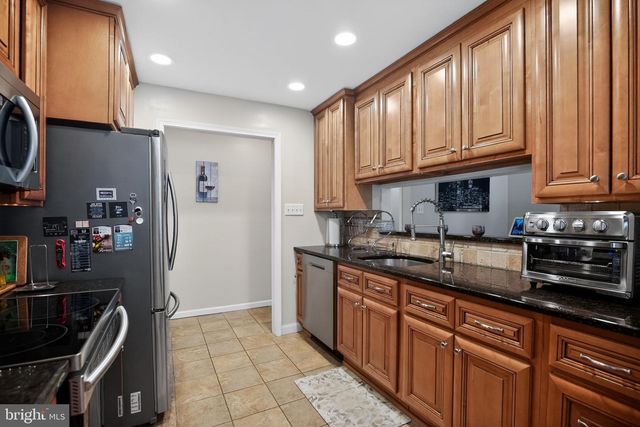 21 TIMBERLINE DR, Voorhees, NJ 08043