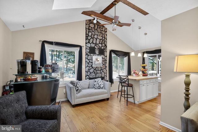 21 TIMBERLINE DR, Voorhees, NJ 08043