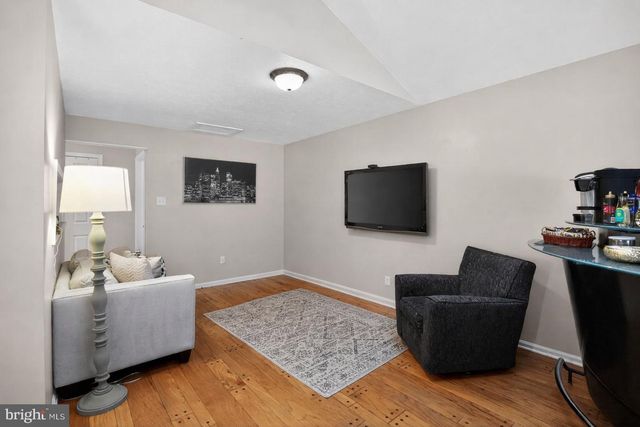 21 TIMBERLINE DR, Voorhees, NJ 08043