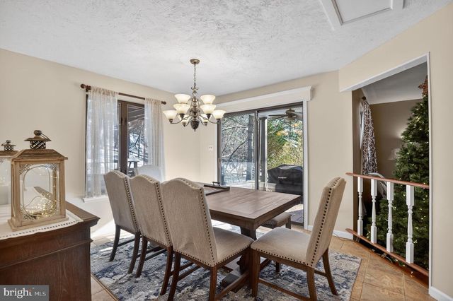 21 TIMBERLINE DR, Voorhees, NJ 08043