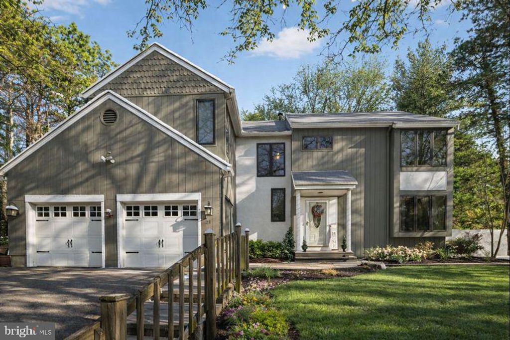 21 TIMBERLINE DR, Voorhees, NJ 08043