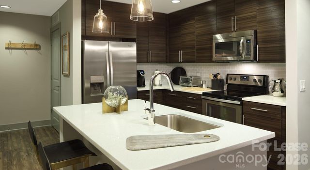 525 S Church Street 2A PREMIUM, Charlotte, NC 28202