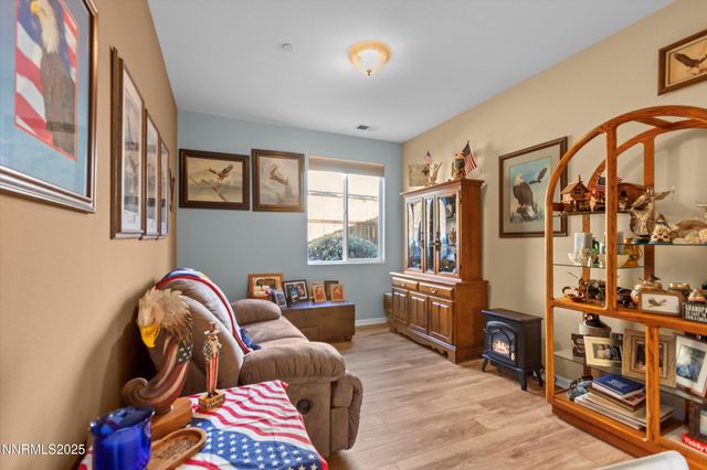 5227 Vista Heights Drive, Sparks, NV 89436