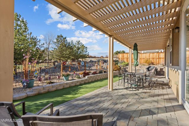 5227 Vista Heights Drive, Sparks, NV 89436