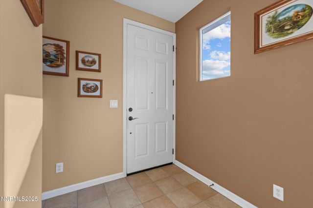 5227 Vista Heights Drive, Sparks, NV 89436