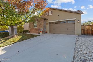 5227 Vista Heights Drive, Sparks, NV 89436