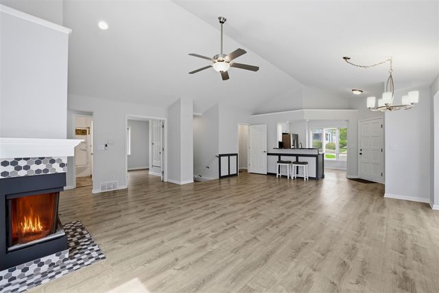 3229 Woodberry Drive, Grand Rapids, MI 49512
