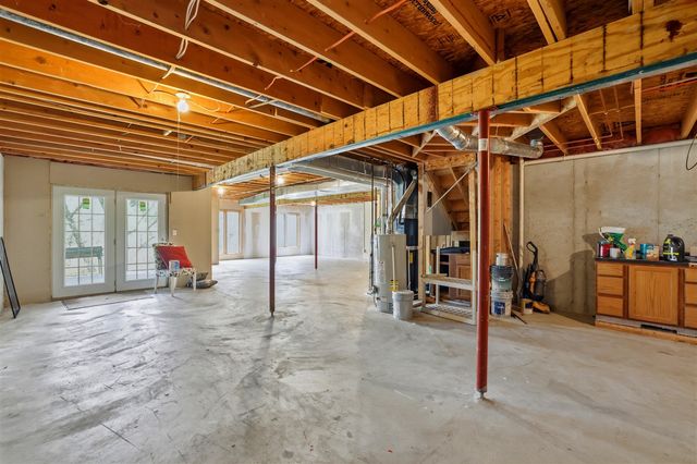 3229 Woodberry Drive, Grand Rapids, MI 49512