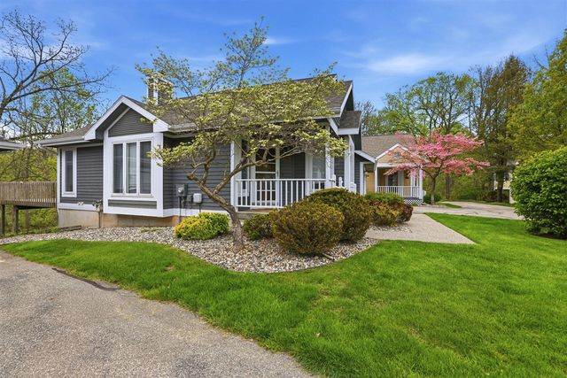 3229 Woodberry Drive, Grand Rapids, MI 49512