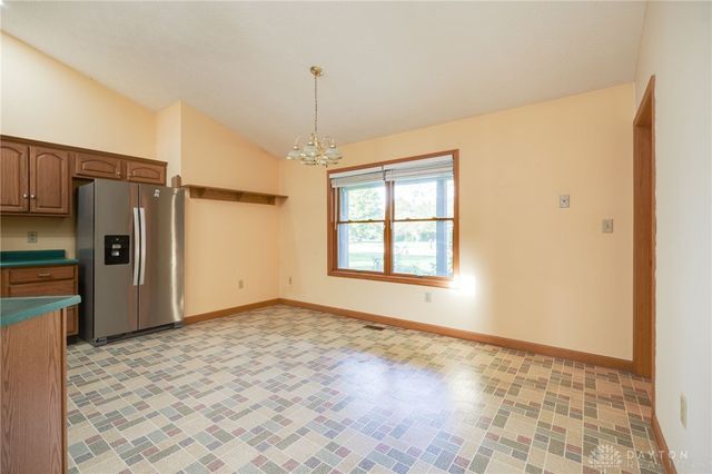 827 Shaney Lane, Brookville, OH 45309